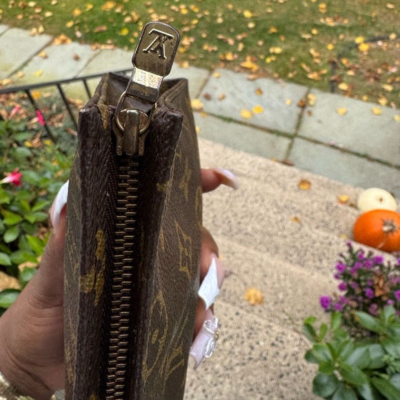 Louis Vuitton Monogram Toiletry Pouch - Picture 6 of 9